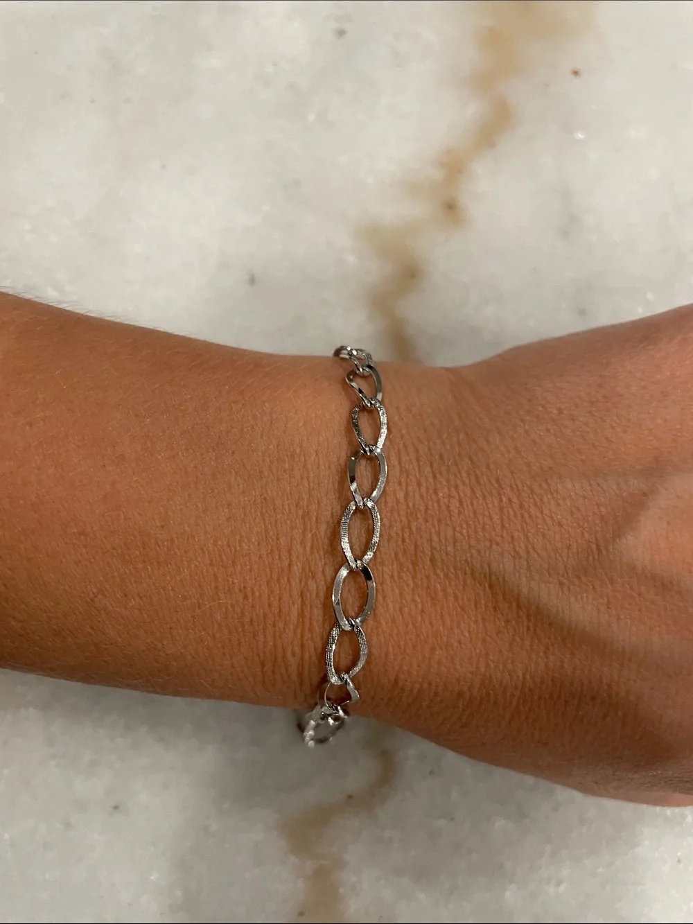 Silver Oval Link Necklace - Women Jewelry